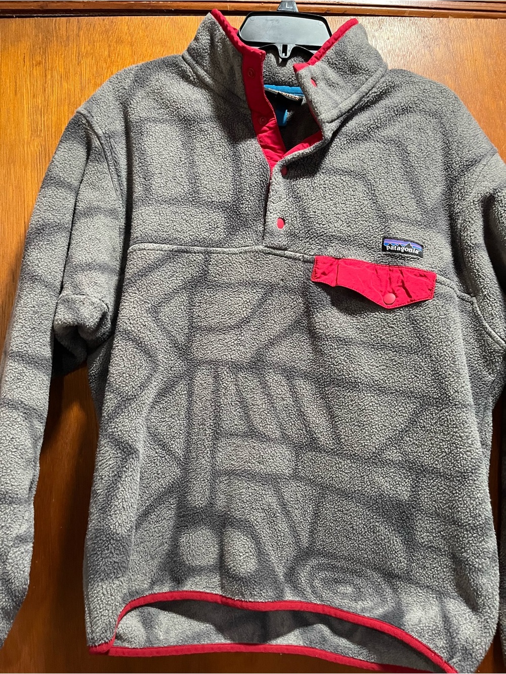 Men’s Patagonia Gray Fleece Pullover with Red Accents